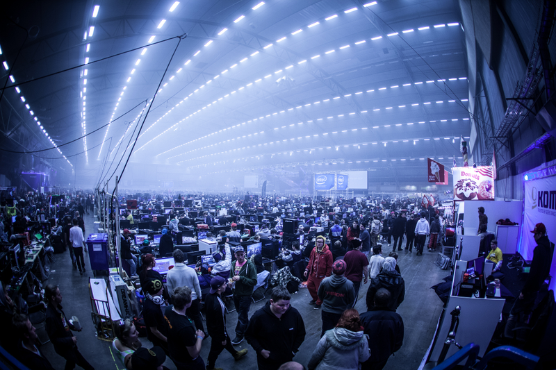 Illustration for article titled The World's Biggest LAN Party Is A Sci-Fi Party From The Future